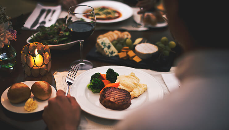 savor a delightful dinner in the world class restaurants
